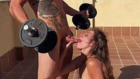 Chica Ayuda A Gymbro Con Los Ejercicios - Hardnikole Payo Pro