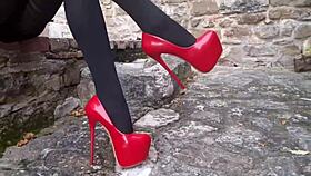 Check out Laura strutting in heels and pantyhose! 😍 So sexy!