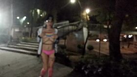 paseo en tanga flashing outdoors 😏
