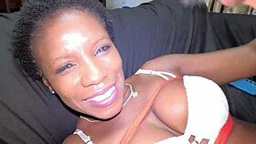 Cheating Milf Demands Lover To Eat Her Wet Pussy Intensely.