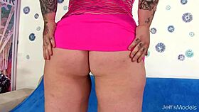 short haired plumper nova jade uses her magic wand to orgasm