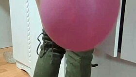 Mistress Elza Kom Demands Financial Domination And Foot Worship