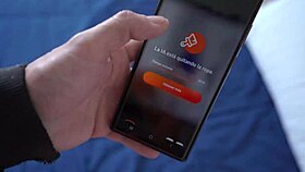 Mi Hermanastra Me Cumple Fantasía con Coño Goteando