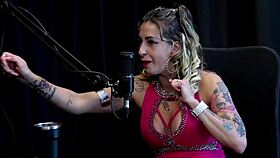 Um F� Ajudou Com Az�nio Teve Um Cliente Que Era Ladr�o De Banco E O Fetiche Gang Bang E A Dica Que Deu � - Julia Fontanelli Watch On Sheer Red