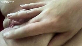 Ashlynn Pussy Play