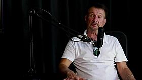 Farmer enters porn by daughter's invitation, admires andressa urach, controversies with carlos urach