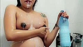 Damn Pregnant Young Girl Loves Softcore Action!