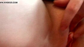 I, camgirl llou7455, gently masturabte on cam.