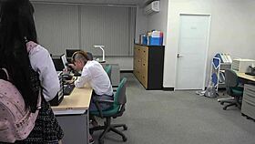 japanese mistress mero smoking and facesitting at office 😏