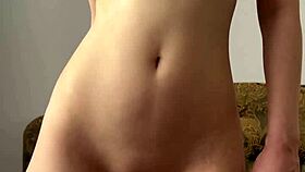 i feel so horny filming my masturbation for you - maiskii