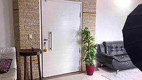 Invaded Ted's mansion, fucked hot girl!