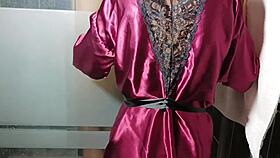 My stepmom fucks me in the shower while daddy teleworks! 😏💦