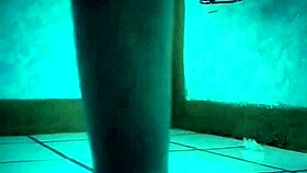 La pandita recibe el a�o caliente y con su juguete favorito ️