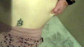 Taking that long dick in the homemade video