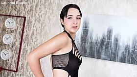 Newbie Ruby Walker Takes Anal Bbc