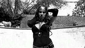 Savana Twerking And Stripping Horny