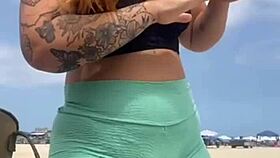 Novinho Quer Trazer Amigo Para Comer Pussy Inchada Na Praia