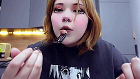 pretty alternative girl does a cute mugbang with her chubby friends.