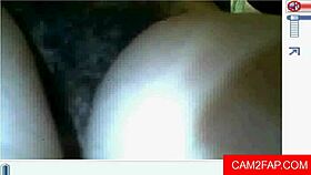 I watch sexy teen masturbate on webcam, oh god it's so hot