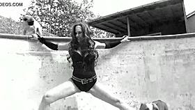 Savana Twerking And Stripping Horny