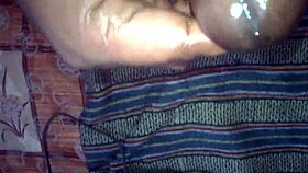 A young man from Kerala got his cock massaged with oil