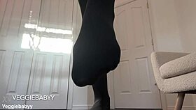 i'm evil supergirl in pantyhose, trapping you with foot worship until you melt me