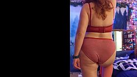 Hotwife Steffi Velma Performs Dirty Dance Sans Pussy