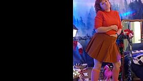 Hotwife Steffi Velma Performs Dirty Dance Sans Pussy