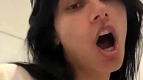 big ebony ass of mia gets admired in casual chat