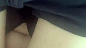 Jovencita de 18 años es cogida por su novio, le encanta el sexo casero!