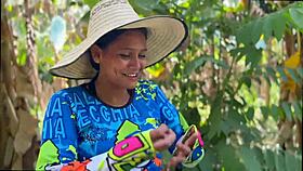 i fucked da innocent girl for sum chickens lol