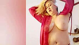 blonde milf in lingerie shows big natural tits 😍
