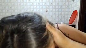 Ela j� n�o aguenta mais de tes�o