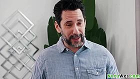 Busty blonde teen masseuse Summer Vixen prepares Tommy Pistol for a wet nuru massage! 😘