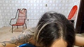 Ela j� n�o aguenta mais de tes�o