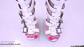 Do you see this hot girl getting her tight pussy penetrated?