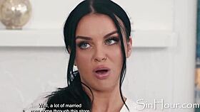 um, yes, this masseuse is totally normal