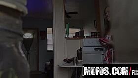 Порно видео Одрины Грейс - Перверсы на патруле