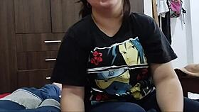 pov tu hermanastra te ense�a un truco de magia que termina con tu polla en su culo, beautiful brunette babe.