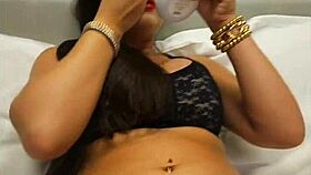 Cadeira Erótica Hidromassagem Plug Anal Gozando- Pamela Pantera