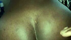 african couple fucks in reverse cowgirl?