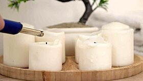 Wow, this milf gives an oiled handjob and blowjob during sensual massage!