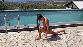 watch naked yoga with roxy fox