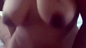 me encanta que me cojan por el culo me pone muy cachonda