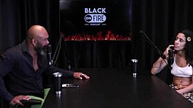 i like fat girls, want to stay single, crazy to give ass and mom's vibrator