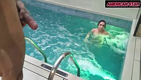 Levou Mulher pro Motel, Relaxou com Foda na Piscina