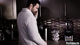 lesbian milf enjoyed threesome therapy and she liked it, huh?