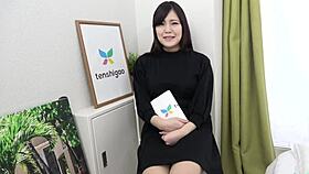 What a lovely sexy pussy manami takashima shows us in her first ever on camera masturbation and pussy fingering show - big boob japanese girl pt2