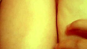 Mature MILF opens her pussy at dawn for intense fuck.