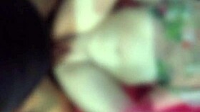 Professora milf gostosa agrada seu aluno que estava indo mal na sala de aula